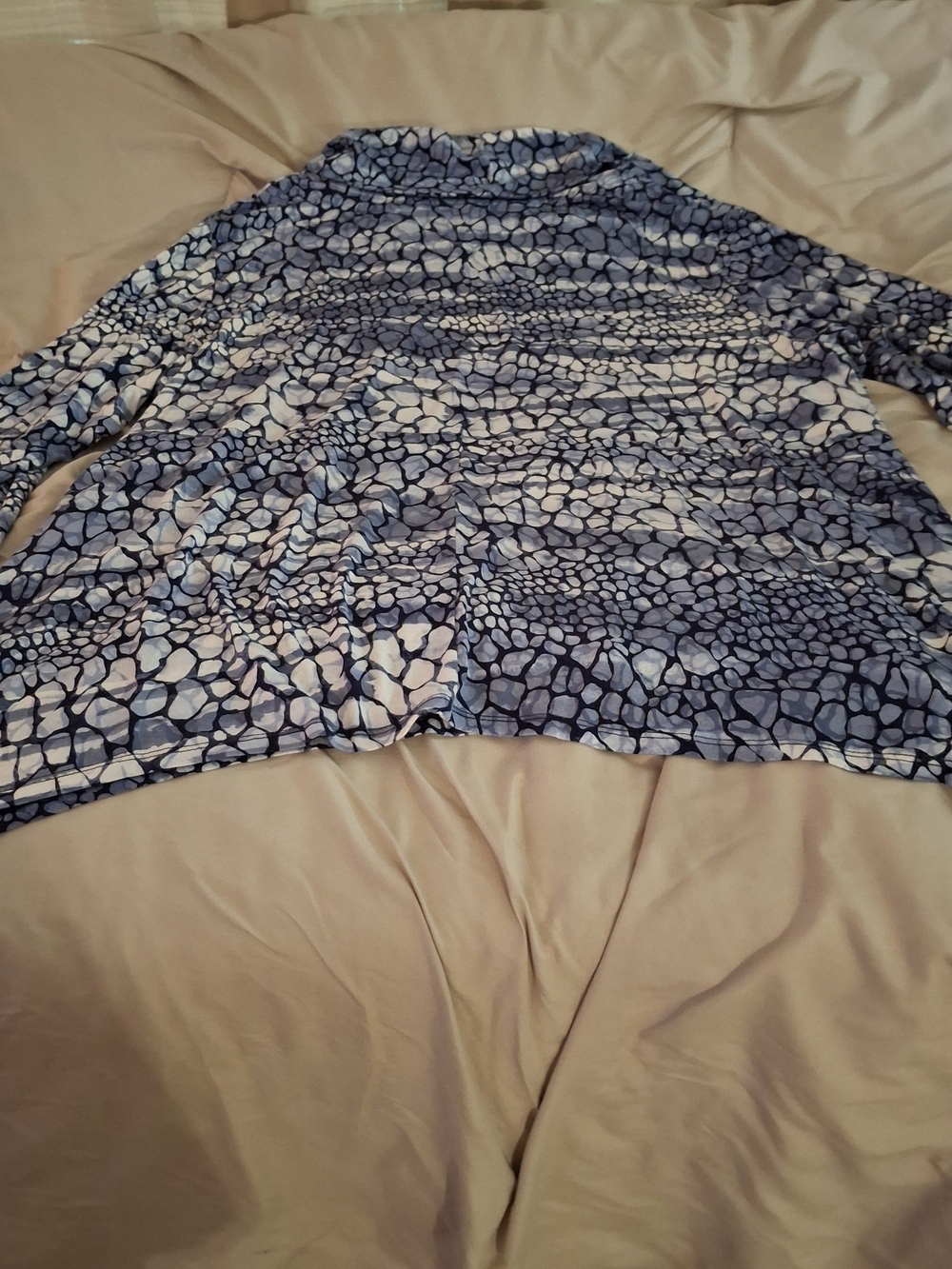 Ruby Rd. Cowl Neck Blue Patterned Women’s Top - Picture 6 of 6